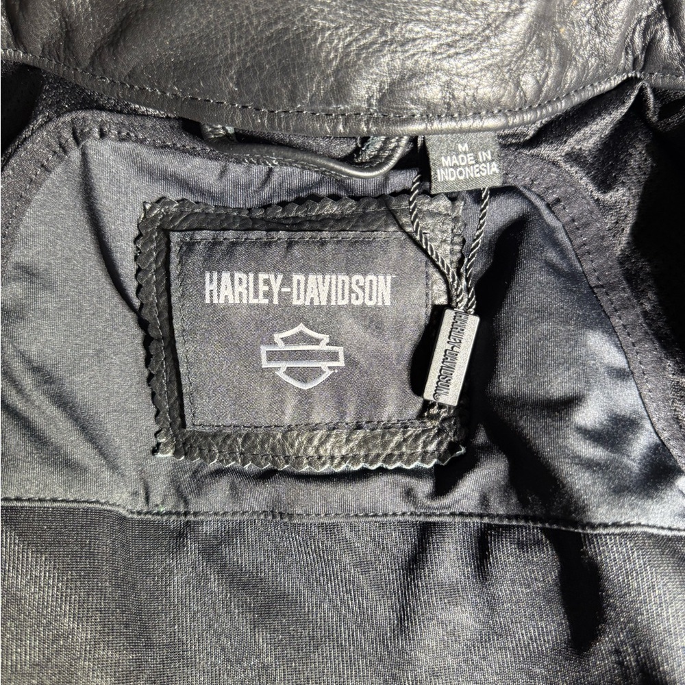 Harley-Davidson Women's Black Quilted Leather Motorcycle Jacket - Picture 4 of 12